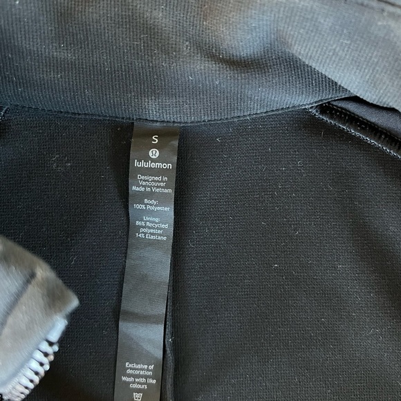 Lululemon Sojourn Jacket - S - Picture 3 of 5
